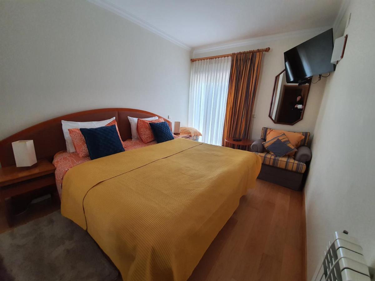 Nazare Apartamento Em Frente Ao Mar Exterior photo