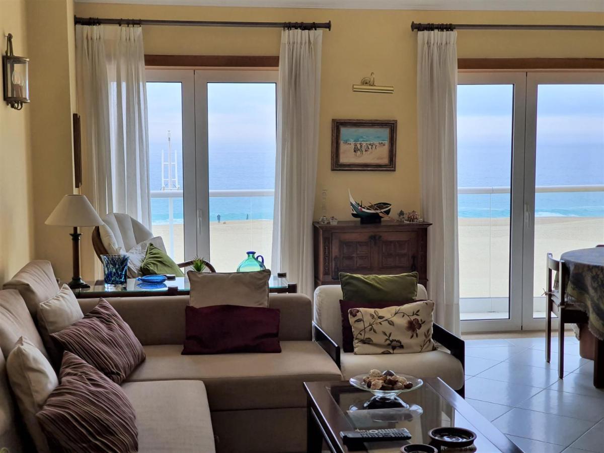 Nazare Apartamento Em Frente Ao Mar Exterior photo
